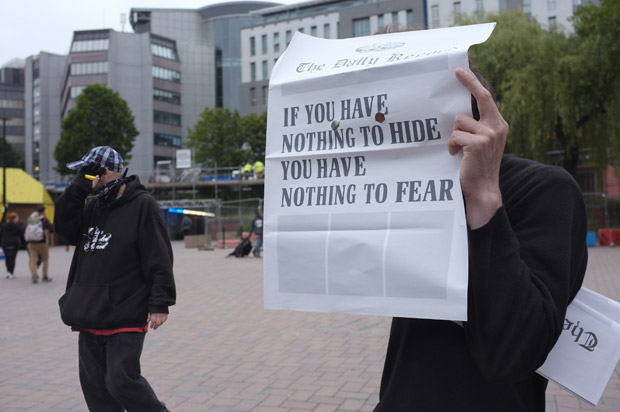 Daily Record (performance): photo: Roser Diaz for Art in Bearpit